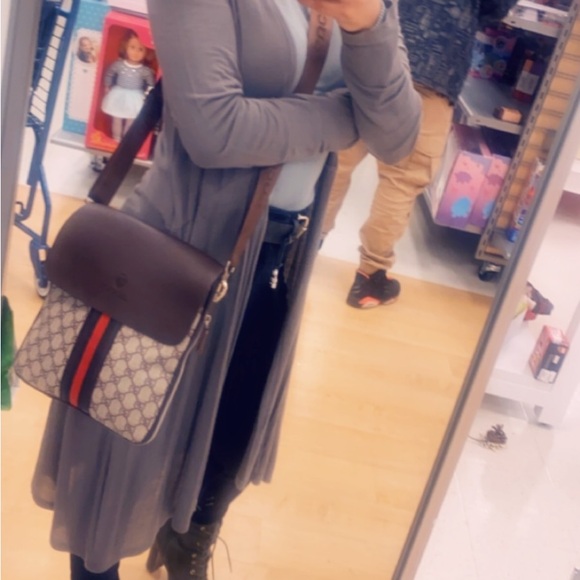 Meet your Posher, Dia🤞🏽 - Picture 16 of 16